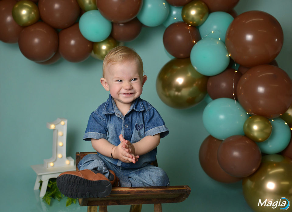 Smash the Cake Pedro Gabriel