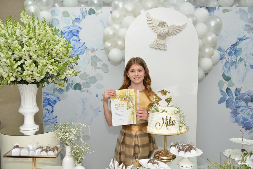 1ª Eucaristia Mikaella